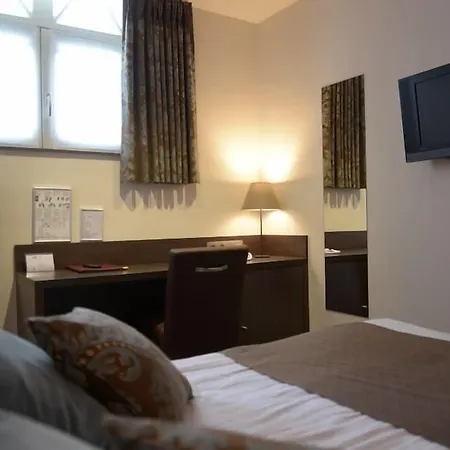 Hotel Golden Tree 3*