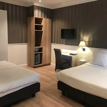 Hotel Golden Tree 3*